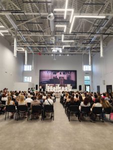 Прем’єра, що торкнулася сердець: у Звягелі народився аматорський театр «Відчуй себе»